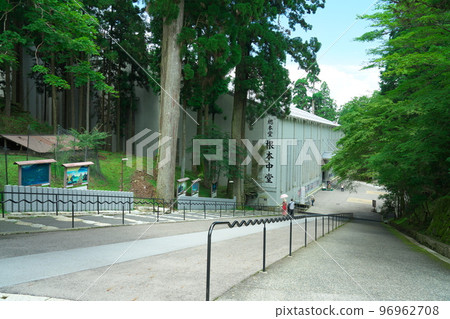 [World Heritage Cultural Assets of Ancient Kyoto] Hieizan Enryakuji East Pagoda Konponchudo Hall Renovation 1 Otsu City, Shiga Prefecture 96962708