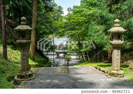 [World Heritage Cultural Property of Ancient Kyoto] Mt. Hiei Enryakuji West Pagoda Summer Jodoin 1 Otsu City, Shiga Prefecture 96962721