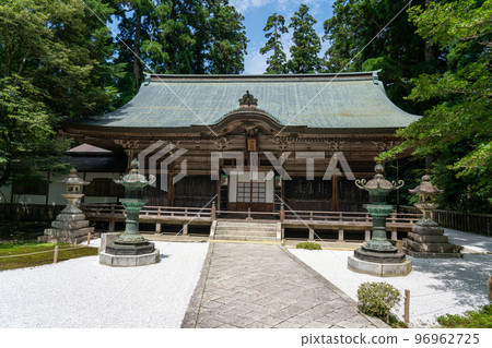 [World Heritage Cultural Assets of Ancient Kyoto] Mt. Hiei Enryakuji West Pagoda Summer Jodoin 5 Otsu City, Shiga Prefecture 96962725