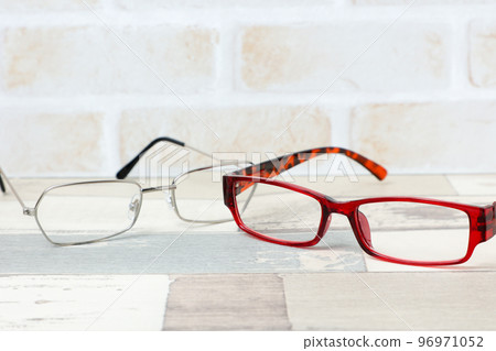 spectacles, lifestyle, eyeglasses, glass, frame, daily necessities, spectacles, lens, eyesight, eyes 96971052
