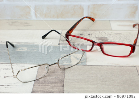 眼鏡,生活方式,眼鏡,玻璃,鏡框,日用品,眼鏡,鏡頭,視力,眼睛 眼鏡,生活方式,眼鏡,玻璃,鏡框,日用品,眼鏡,鏡頭,視力,眼睛 96971092