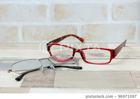 spectacles, lifestyle, eyeglasses, glass, frame, daily necessities, spectacles, lens, eyesight, eyes spectacles, lifestyle, eyeglasses, glass, frame, daily necessities, spectacles, lens, eyesight, eyes 96971097