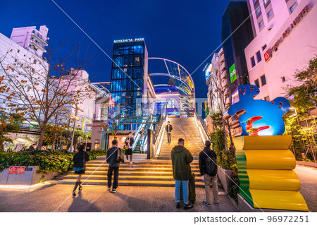 Tokyo cityscape in Japan December ... BQ.1.1 ... There is almost no risk of infection outdoors ... Miyashita Park = 7th Tokyo cityscape in Japan December ... BQ.1.1 ... There is almost no risk of infection outdoors ... Miyashita Park = 7th 96972251