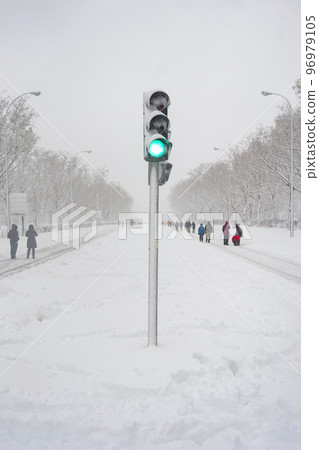 Snow. Winter. Streets covered in a white blanket of snow that covers all the elements that are on the street. Cold concept. Winter concept. Winter 2022. Photography. 96979105