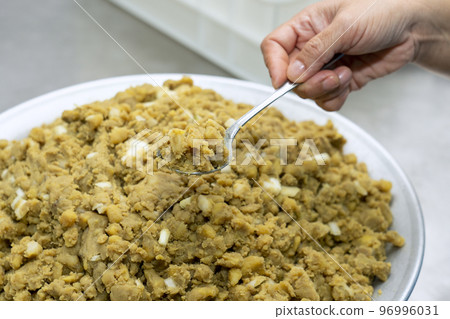 Thai food curry puff 96996031