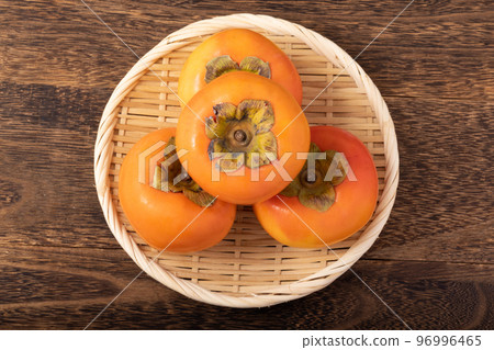 [Nara Prefecture] Persimmon Variety: Fuyu Persimmon 96996465