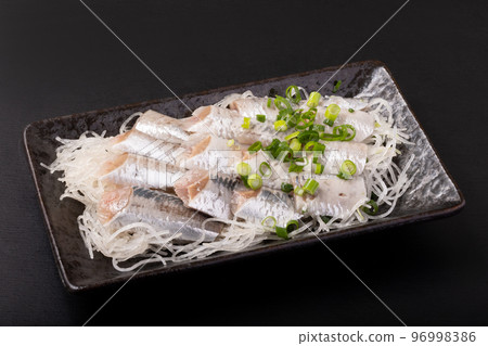 [北海道]沙丁魚生魚片 96998386