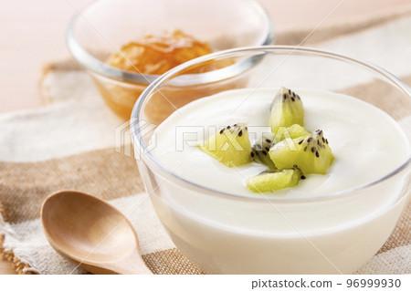 eat yogurt for breakfast 96999930