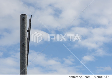 路標和天空 97001816