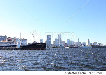Yokohama, Yokohama Yamashita Wharf, Yamashita Park, Yokohama Marine Tower, Hikawa Maru, Former Yokohama Water Embankment Lighthouse 97002506