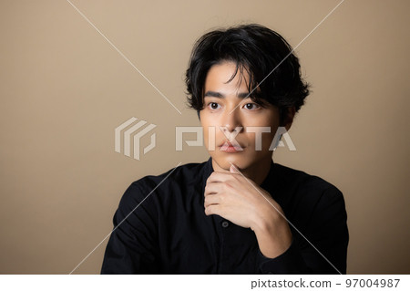 Men's beauty image 97004987