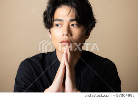 Men's beauty image 97004995