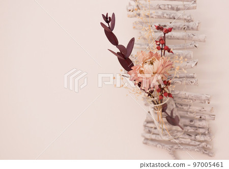 Birch vase decorated with shabby chic dried flowers 97005461