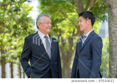 Business Business 97010031