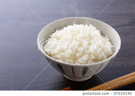 Freshly cooked rice 97010540