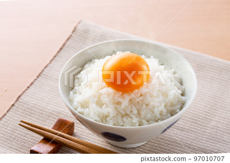 吃蛋炒飯 97010707