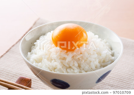 吃蛋炒飯 97010709