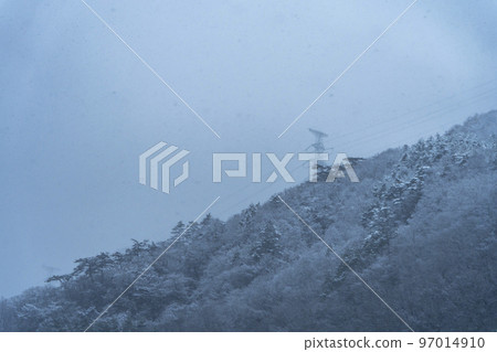Mountain scenery with snow falling Yamagata City, Yamagata Prefecture 97014910
