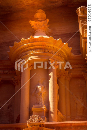 Petra, Jordan Siq, Treasury, Al Khazneh close-up Petra, Jordan Siq, Treasury, Al Khazneh close-up 97014938