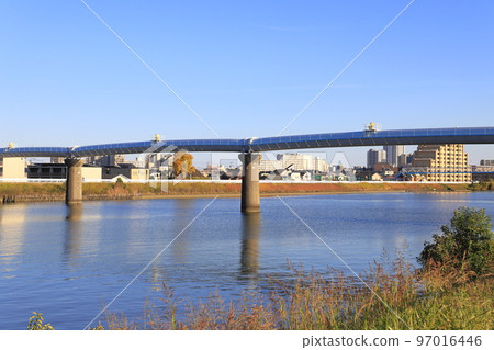 Shikahama Line Nakagawa Aqueduct (between Nakagawa and Minamimizumoto, Adachi-ku, Tokyo)) Shikahama Line Nakagawa Aqueduct (between Nakagawa and Minamimizumoto, Adachi-ku, Tokyo)) 97016446