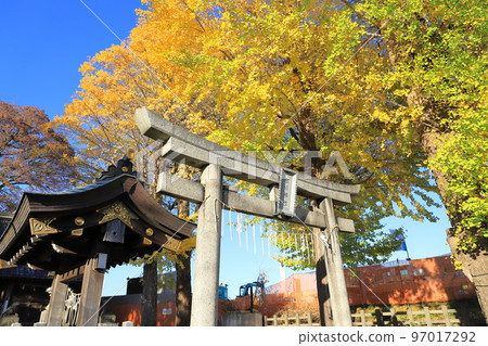 Oyanda Hikawa Shrine 5-chome, Nakagawa, Adachi-ku Oyanda Hikawa Shrine 5-chome, Nakagawa, Adachi-ku 97017292