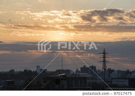 日出，住宅區的早晨，清晨，日出，日出，太陽 97017475
