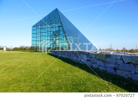 Moerenuma公園的金字塔玻璃 97020727