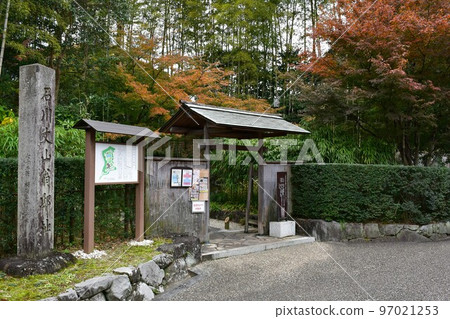 Autumn leaves in full bloom, Jozanen in autumn, Shisenkaku 97021253