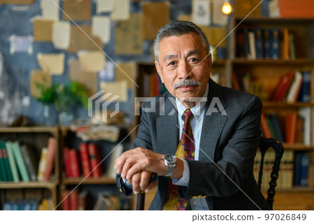 高級男性肖像 高級男性肖像 97026849