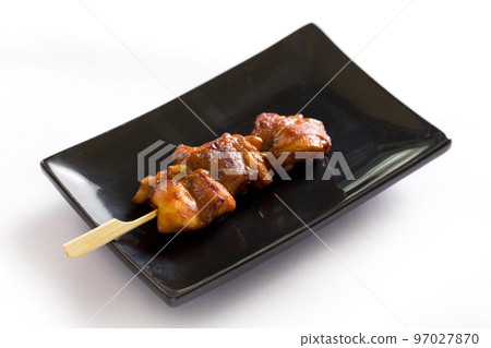 Various kind of grilling kushiyaki or meat skewers on white background. Japanese style skewered food in the izakaya restaurant. 97027870