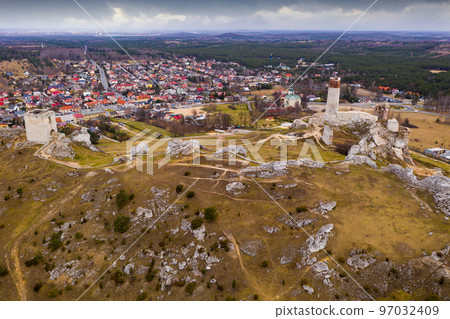 Panoramic view from above on the medieval castle Olsztyn. Poland 97032409