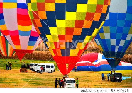 hot air balloon hot air balloon 97047676