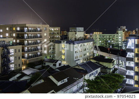 大分縣別府市別府站附近的夜景 97054025