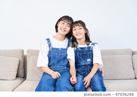 初中生學習電腦課場景編程 97056298