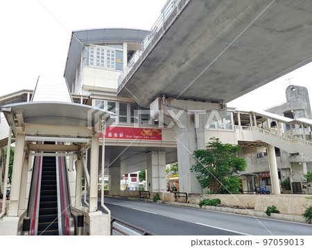 Okinawa Shuri Station, Naha City 97059013