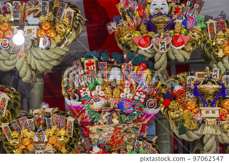 Tori no Ichi, Kumade, thriving business, vivid colors, family safety, shrine, year-end, New Year's 97062547