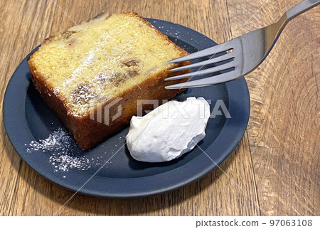 chiffon cake  97063108