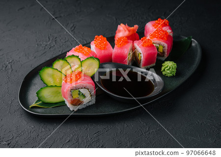 Sushi roll Maguro with tuna and red caviar 97066648