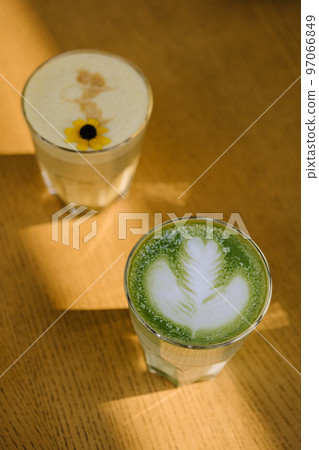 tea matcha latte on wooden background 97066849