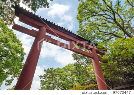 武藏國一宮冰川神社參道上的鳥居 武藏國一宮冰川神社參道上的鳥居 97070447
