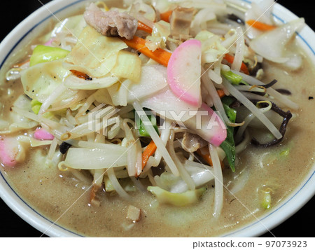 Drive-in Toge no Champon Yanaginomoto, Kamifunecho, Hirado City, Nagasaki Prefecture 97073923