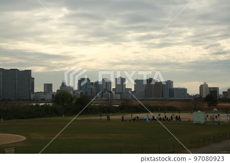I walked along the banks of the Rokugo River I walked along the banks of the Rokugo River 97080923