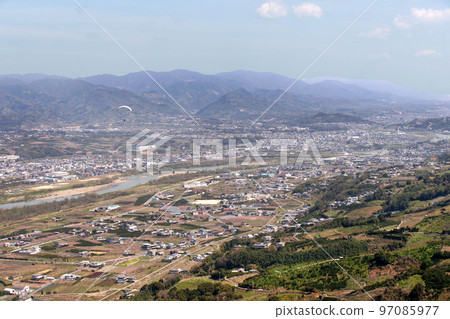 從紀之川飛行公園飛往龍門橋（和歌山縣） 97085977