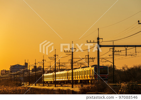 "Saitama Prefecture" Musashino Line vehicle running in the sunset "Saitama Prefecture" Musashino Line vehicle running in the sunset 97088546