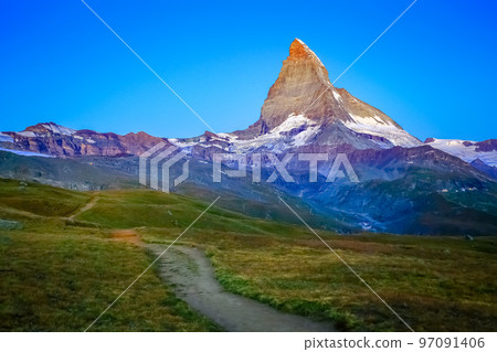 Matterhorn above zermatt idyllic valley at sunrise, Swiss Alps Matterhorn above zermatt idyllic valley at sunrise, Swiss Alps 97091406