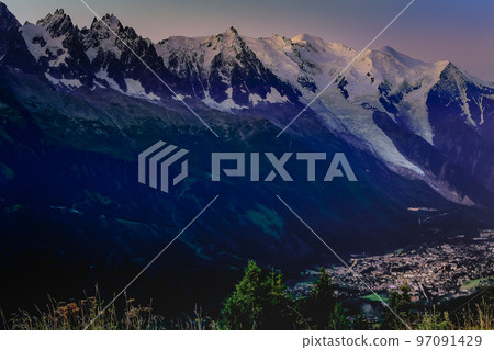 Mont Blanc massif idyllic alpine landscape at sunrise, Chamonix, French Alps 97091429