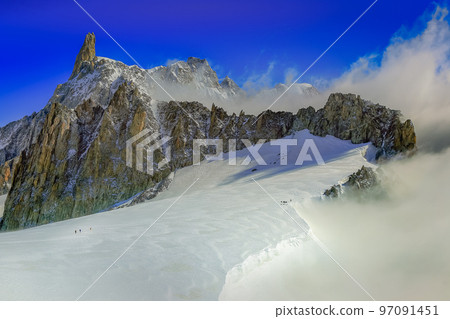 Monte Bianco, Mont Blanc landscape and Dent du Geant, Aosta Valley, Italy 97091451
