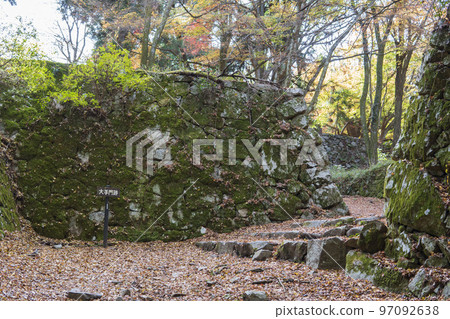 高取城跡大手門遺址/奈良縣[國家指定史蹟、日本三大山城、日本名城百選] 97092638