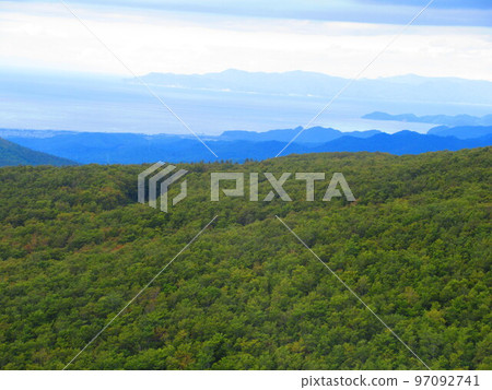 從纜車上眺望八甲田山 從纜車上眺望八甲田山 97092741