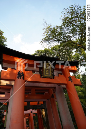 伏見稻荷大社, 伏見稻荷大社, 京都府, 伏見區, 神社, 名神大社, 獨立神社, 稻荷神社, 稻荷山, 本堂 97093173